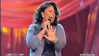 Kim Burrell 'It is Done' - Live (A MUST SEE)