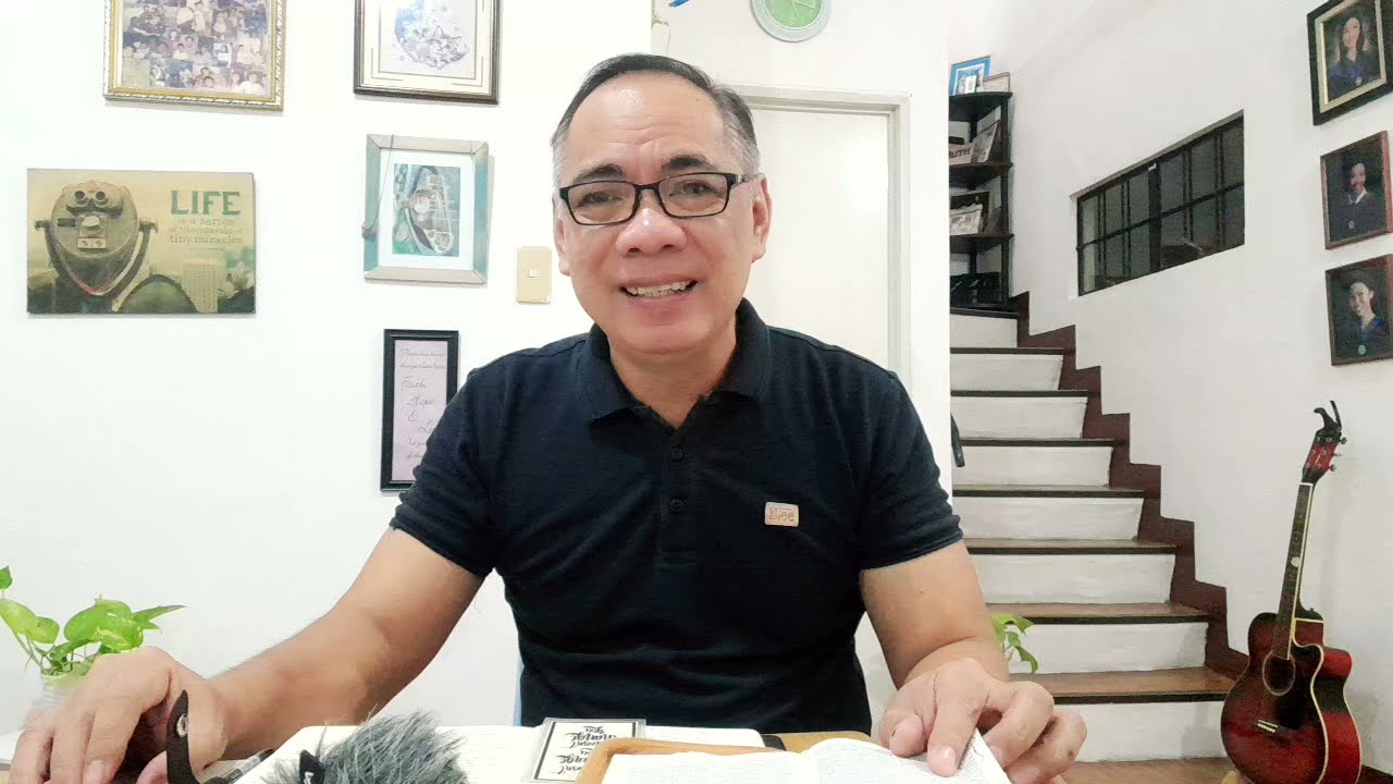 Daily Devotions in Tagalog: Keys to Prosperity