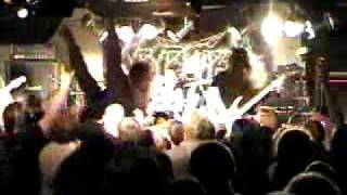 Cryptopsy - Graves Of The Fathers (Toronto 2004 Live)