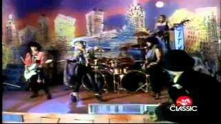 Girlschool - Running Wild