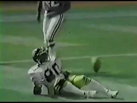 1984-5-5 Denver Gold @ Oakland Invaders Highlights (USFL Week 11)