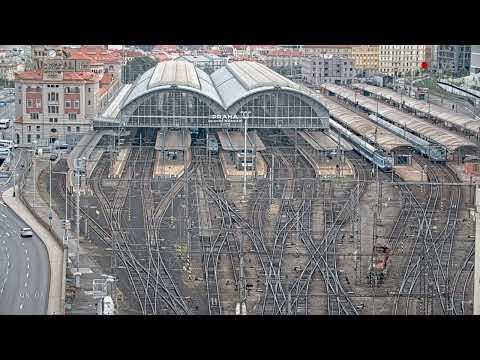 Archivní hlášení Praha hl.n. - R 707 + IC 531 + EC 141 a upozornění na výluku + LE 1251, 11.9.2022