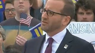 Hundreds Rally for Changes to Arkansas Bill