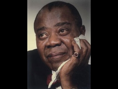 "A KISS TO BUILD A DREAM ON" LOUIS ARMSTRONG (BEST HD QUALITY)