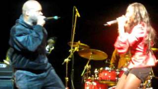 Melanie Fiona &quot;Ay Yo&quot; Live