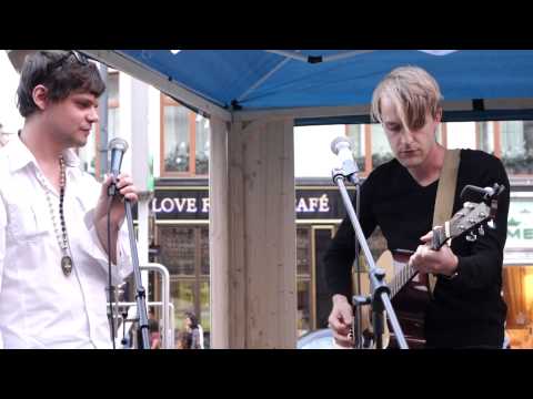 Krixi, Kraxi & die Kroxn  -  Mahnwache: "Die Schweigende Mehrheit sagt JA ...