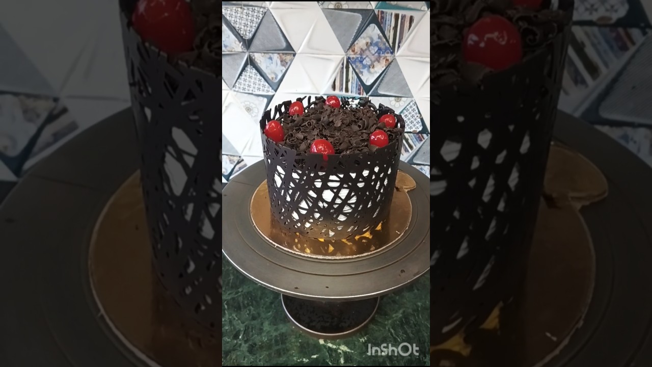 😋new design black forest cake with chocolate 🍫 #shortsfeed #cakedesign #blackforestcake  #rockcakes