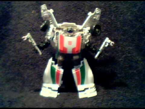 Stop Motion Review 010 - Generations Deluxe Wheeljack
