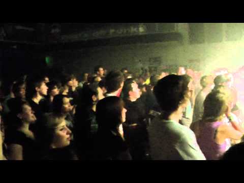 Captain Compost - Enter Sandman (Metallica Cover) - Kortrijk, Belgium - April 30th 2011