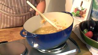 Cancer fighting foods: Summer veg & basil soup; Anti-cancer diet