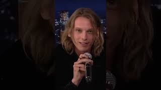 #JamieCampbellBower SINGS #Lizzo LYRICS IN VECNA VOICE 😂 #AboutDamnTime