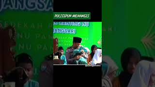 Download lagu POLISIPUN MENANGIS DENGAN ANAK anak YATIM PIATU INI #sholawat #yatimpiatu #Anak Asuh #youtybeshorts mp3