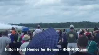 preview picture of video 'Blue Angels Air Show Marine Corp Air Station (MCAS) Beaufort, SC 2015'