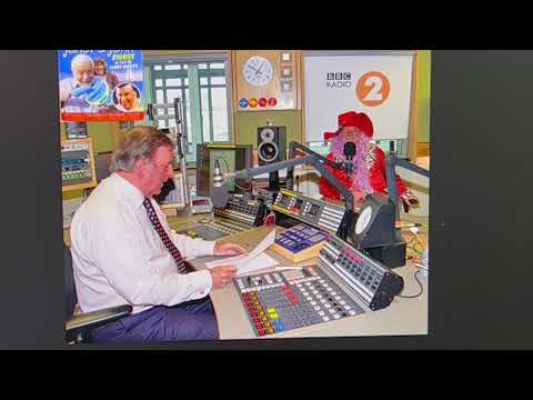 Sir Terry Wogan reads another Janet & John story - The Garden