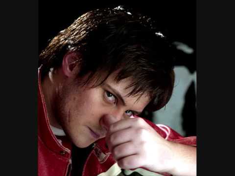 Martin Vucic ,,Zapali Svetlo,,