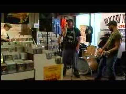 2008 I Wombat At Wooden Nickel Music