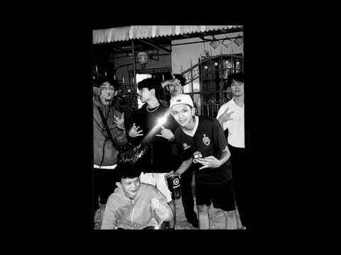 YOUNG P - 2Mood  (OFFICIAL AUDIO)GNA FLOW.