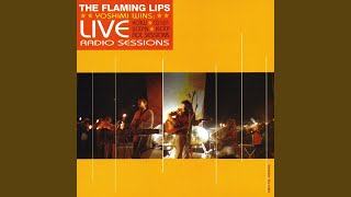 Yoshimi Battles The Pink Robots Part 1 (AOL Sessions) (Live)