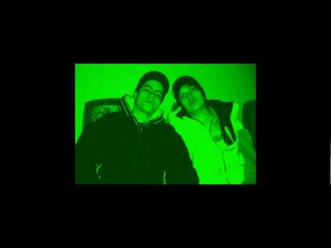 Aakoo & Jeky - Nostan Pulloni
