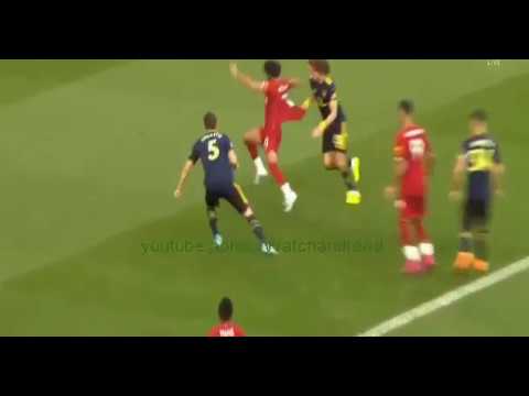 David Luiz - a disaster in Liverpool and Arsenal match