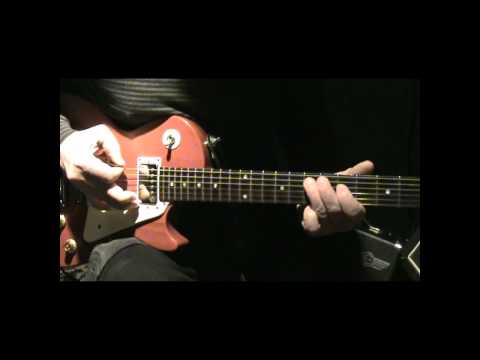 Guitar Tips and Tricks with Reg Keyworth # 21...Cool Rock Lead Riff!