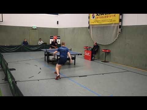 Markus Schipplock   Simon Offermann ( DJK spinfactory Köln ) am 29.02.20: 7:11, 12:14, 11:9 und 9:11