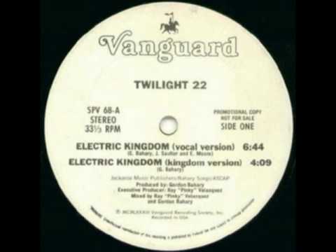 Twilight 22 - Electric Kingdom (vocal version) (1983)