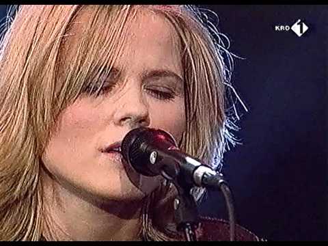 Ilse DeLange - Have a little faith in me - KRO 75 Jaar Heartbeat Concert 22-11-00 HD