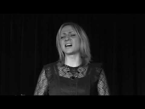 Fado Joanna Jaworska - Maldição (Fado Cravo)