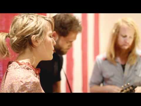 Passenger | Feather On The Clyde – feat. Mike, Emma Louise and Stu Larsen