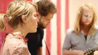 Passenger | Feather On The Clyde – feat. Mike, Emma Louise and Stu Larsen