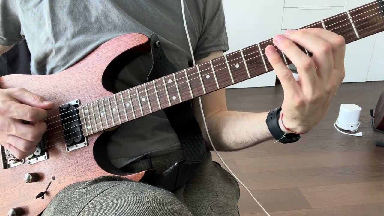 Roberto Barlocci playing the Sweet Dreams intro riff by Marilyn Manson on electric guitar