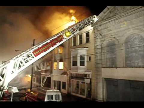 GIRARDVILLE ROWHOME FIRE VIDEO 2 23 2011