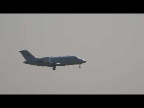 US FAA Bombardier Challenger 605, N89, testing the ILS at RAF Lakenheath