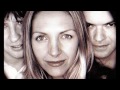 Saint Etienne-Kiss and Make Up
