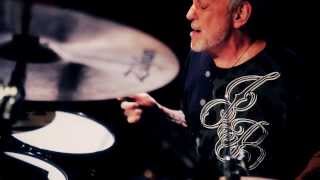 Download lagu Steve Gadd: 'I play Yamaha'  (HD) mp3