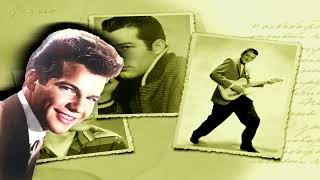 Bobby Vee - Hark, Is That A Cannon I Hear