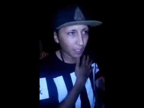 Danny P le tira a Remik Gonzales