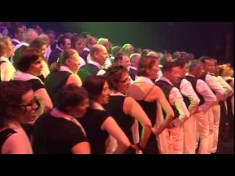 "Les Copains d'abord" par Coup d'Choeur Laval