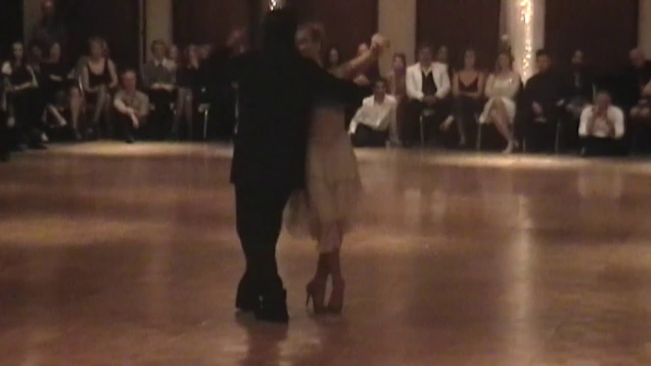 Gustavo Rosas. Tango con Guillermina Quiroga en San Francisco.Julio 2005.USA.