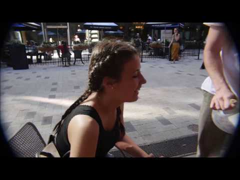 INCREDIBLE CARDS INTO BALLOON!