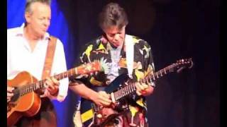 Tommy Emmanuel, Phil Emmanuel - Europa (Santana)