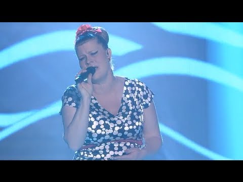 Nicole Bernegger - Cry Me A River - Erste Live-Show - The Voice of Switzerland 2013