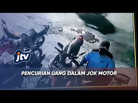 UANG DI DALAM JOK MOTOR DICURI AKSI PELAKU TEREKAM KAMERA CCTV