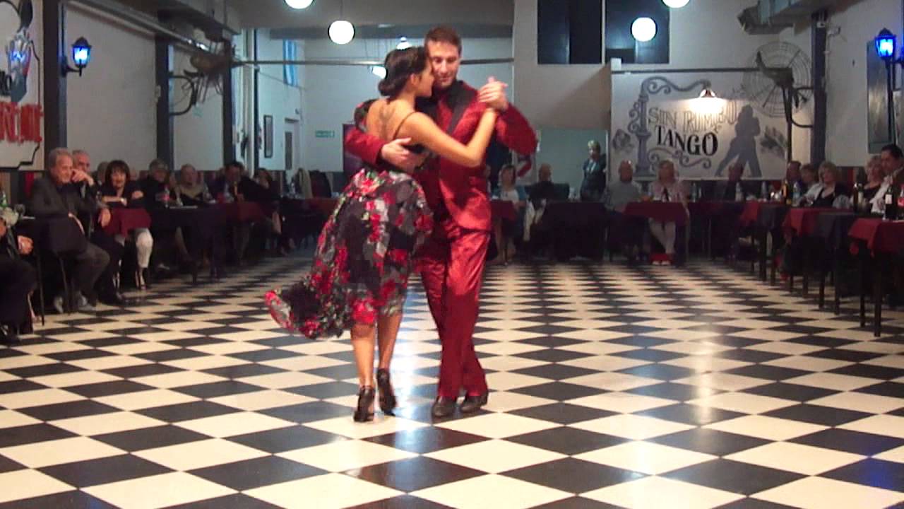 Video thumbnail for Sin Rumbo, bailan SAMANTHA DISPARI y SANTIAGO FINA  3/4