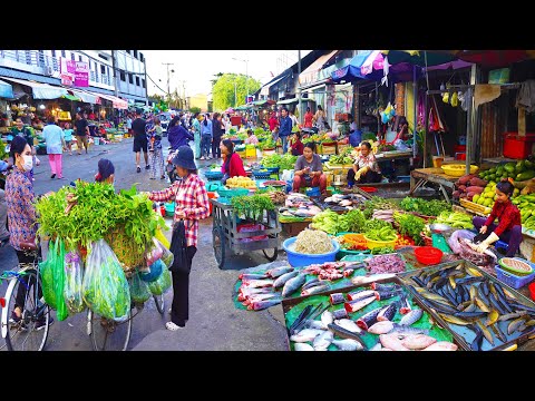Cambodian Cheap Street Food @ Samhan Market- Seafood, Fresh Vegetables, Beef Skewer, & More