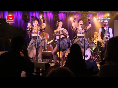 At Alexey Kozlov's jazz club in Moscow. "BACKSTAJE GIRLS & BAND" and “MIKOS” clowning theater.