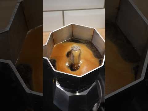 Brewing the classic moka pot espresso coffee #coffee #mokapot #tiramisu