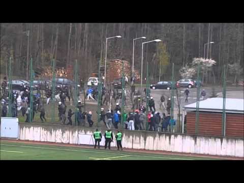Fight between Arka Gdynia and Gryf Slupsk 17.04.2016