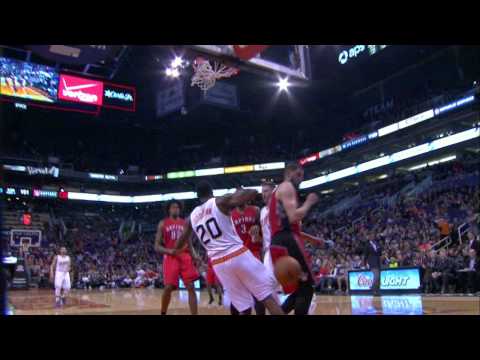 Archie Goodwin Flies Over Valanciunas for the Posterizing Smash